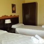 Restaurante Comendador De Moncayo Otel Añón