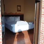 Otel Restaurante Comendador De Moncayo 2*