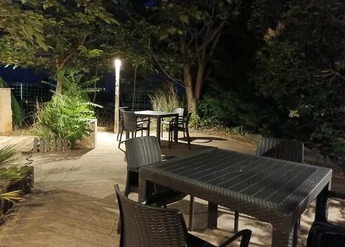 Hotell Restaurante Comendador De Moncayo 2*